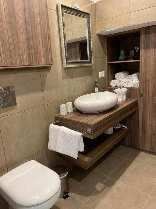 Soggiorno Tra Storia E Design La Domus 埃尔科拉诺 外观 照片